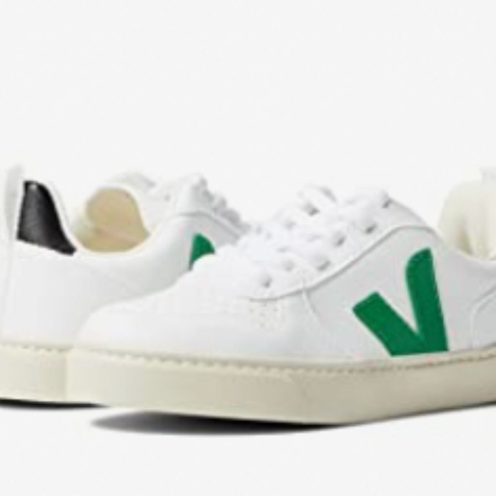VEJA V-10 shoes EU 34 (US 3)